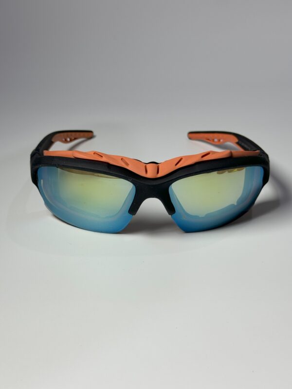 DS26001BK - Image 16